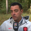 Xavi Hernández voor de camera van de NOS