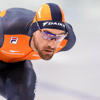 Kjeld Nuis in actie tijdens de wereldbeker schaatsen