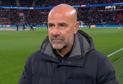 Peter Bosz voor de camera van ESPN