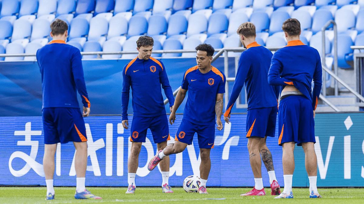 Jong Oranje tijdens de training