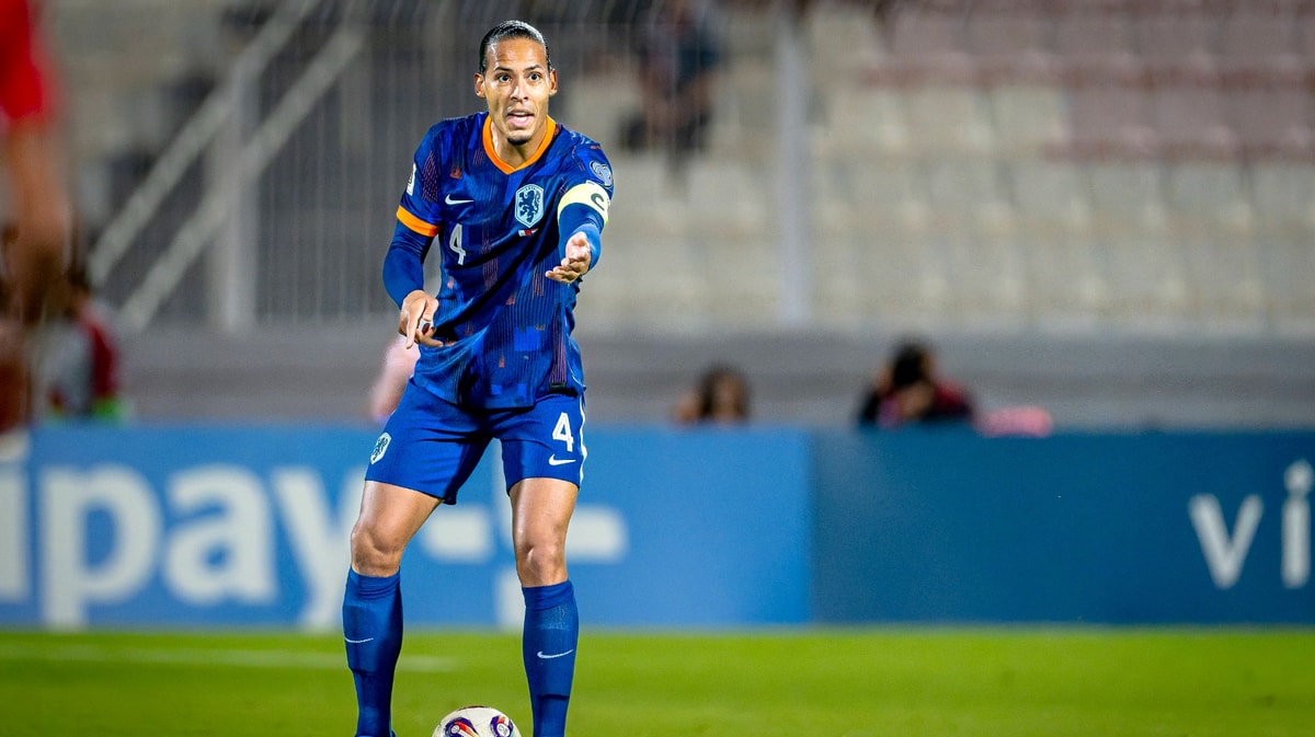 Virgil van Dijk tijdens de wedstrijd van Malta tegen Nederland