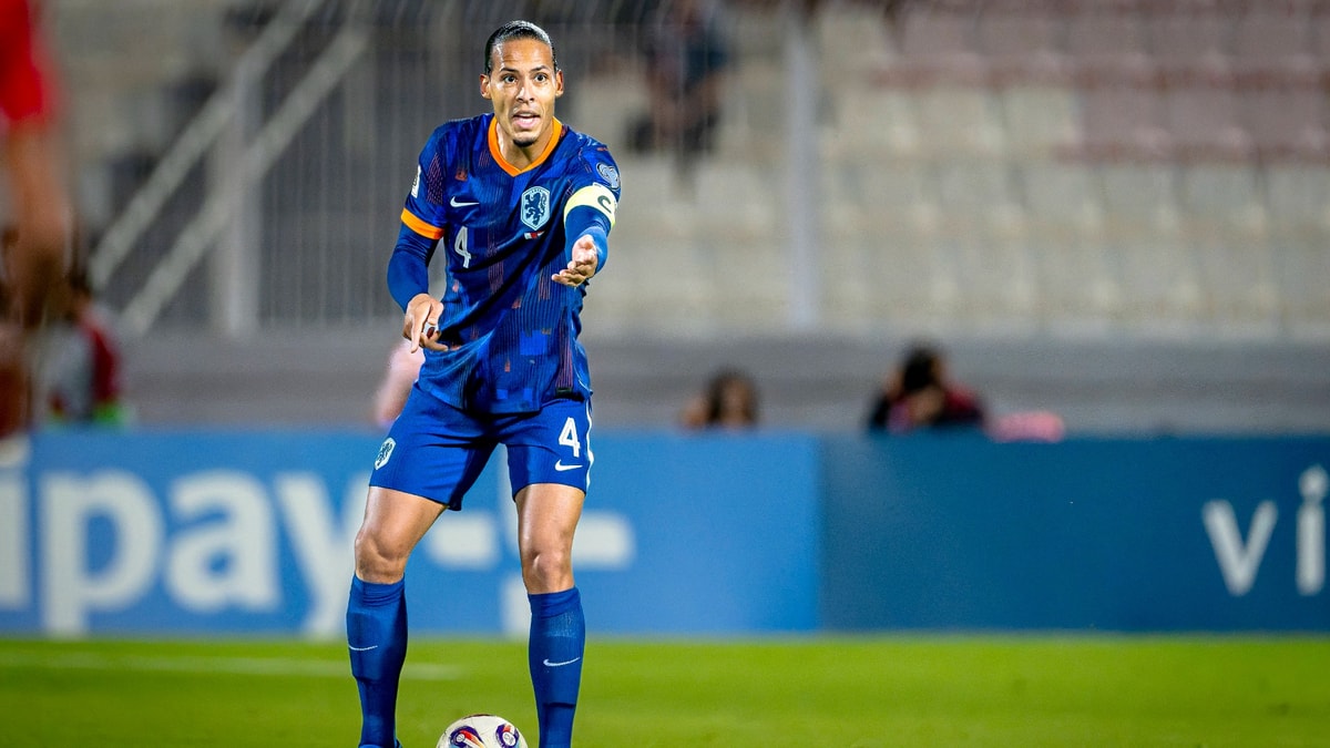 Virgil van Dijk tijdens de wedstrijd van Malta tegen Nederland