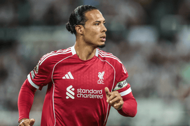 Virgil van Dijk in het shirt van Liverpool