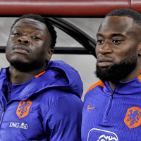 Brian Brobbey (links) en Lutsharel Geertruida