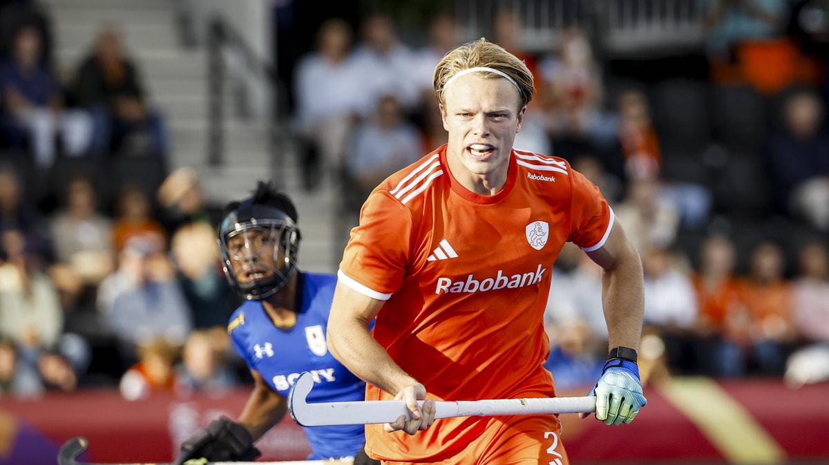 Jip Janssen tijdens Nederland - Japan