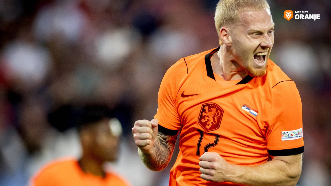 Mexx Meerdink schittert bij basisdebuut Oranje na afgeblazen vakantie naar Ibiza