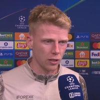 Jerdy Schouten voor de camera van Ziggo Sport