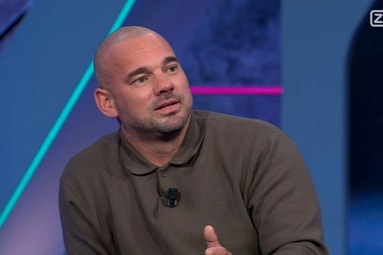 Wesley Sneijder in de studio van Ziggo Sport