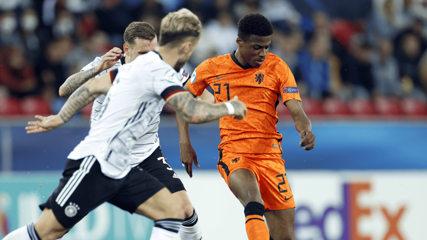 Javairô Dilrosun in actie voor Oranje