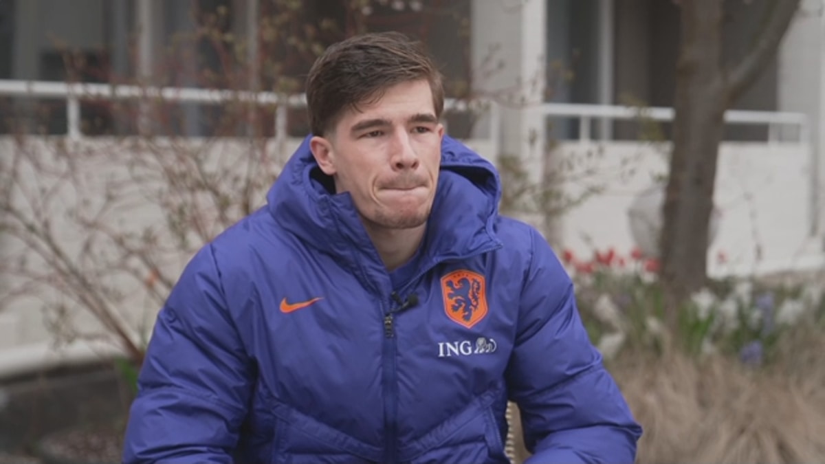 Wouter Goes voor de camera van ESPN