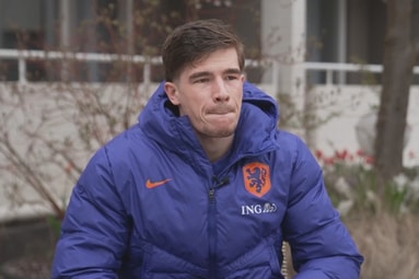 Wouter Goes voor de camera van ESPN