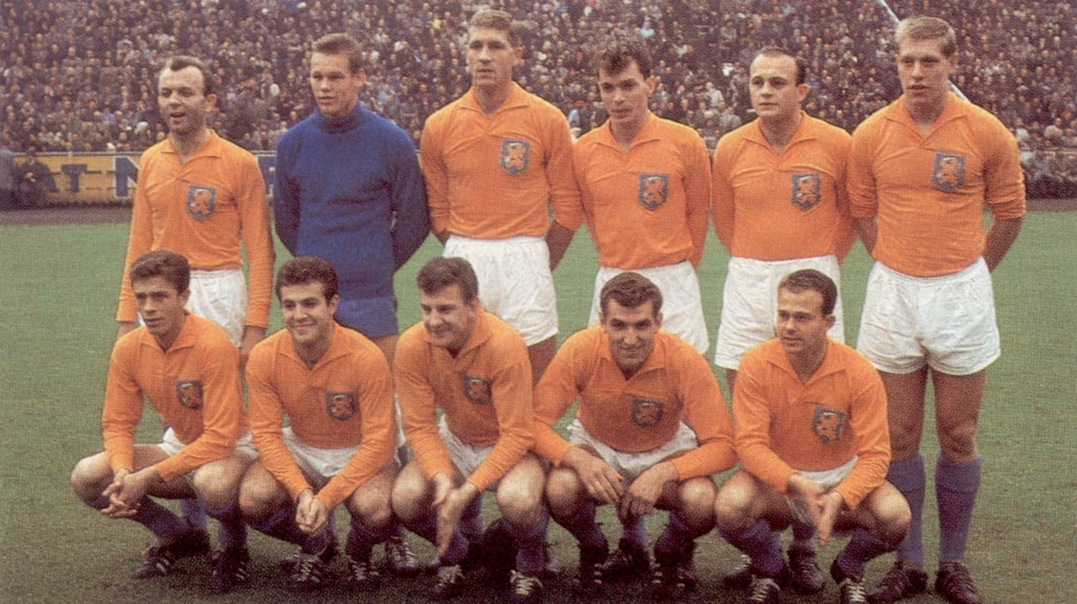 Het Nederlands elftal in 1962.