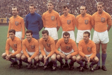 Het Nederlands elftal in 1962.