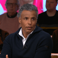 Pierre van Hooijdonk bij NOS Studio Voetbal