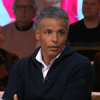 Pierre van Hooijdonk bij NOS Studio Voetbal