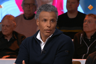 Pierre van Hooijdonk bij NOS Studio Voetbal
