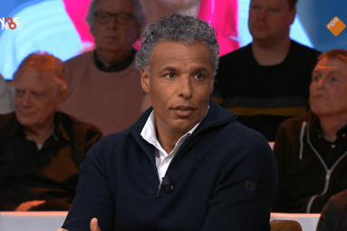 Pierre van Hooijdonk bij NOS Studio Voetbal