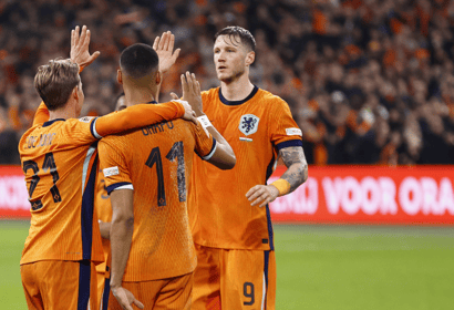 Oranje viert feest na een doelpunt