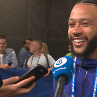 Memphis Depay na afloop van de 1-2 zege van Nederland op Polen