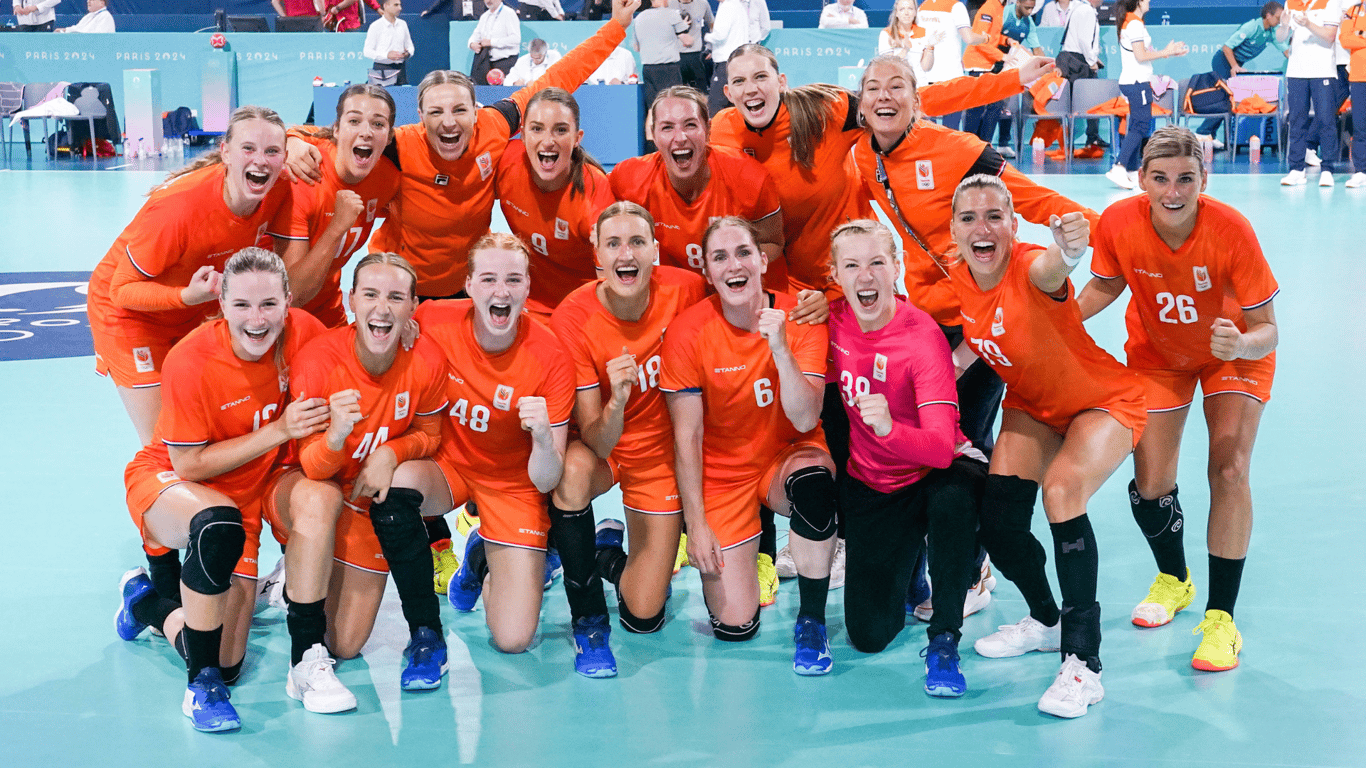 De Nederlandse handbalsters verslaan Spanje op de Olympische Spelen