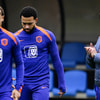 Memphis Depay en Ronald Koeman op de training van het Nederlands elftal