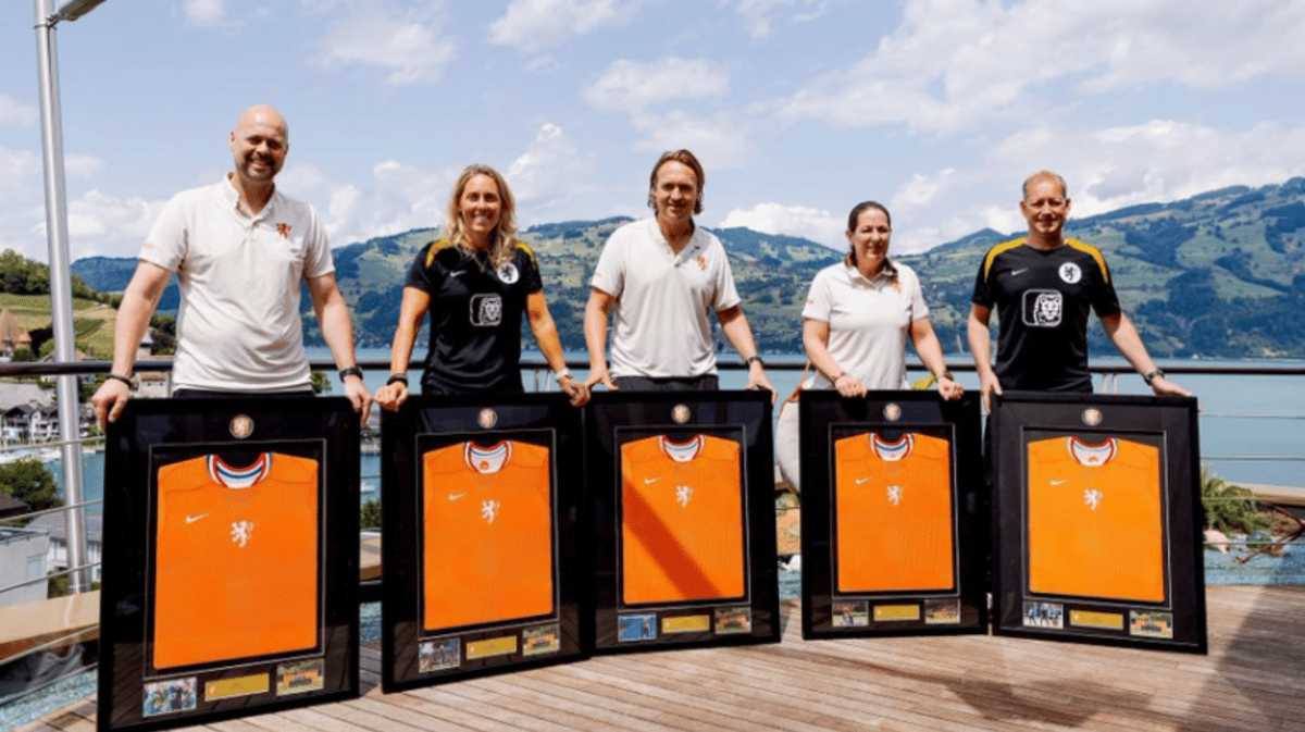 De Oranje Leeuwinnen nemen afscheid