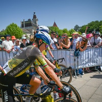 Opvallende controles in Tour: UCI gaat boezems van rensters inspecteren