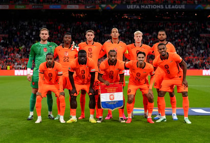 Opstelling Nederland - Duitsland