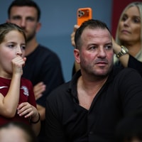 Rafael van der Vaart bij het afscheid van Estavana Polman