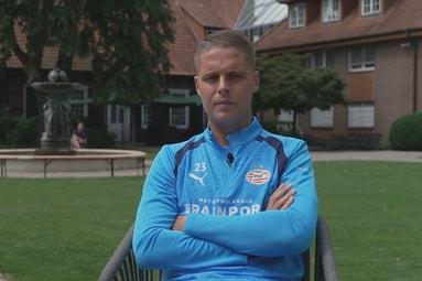 Joey Veerman voor de camera van ESPN