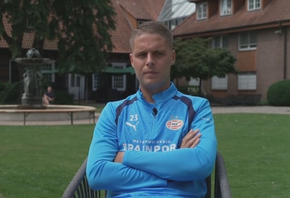 Joey Veerman voor de camera van ESPN