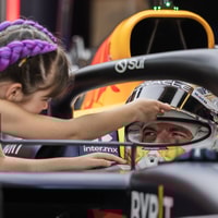 Max Verstappen samen met bonusdochter Penelope