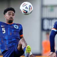 Ian Maatsen in actie voor Jong Oranje