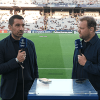 Giovanni van Bronckhorst live op tv geconfronteerd met Leeds United-gerucht