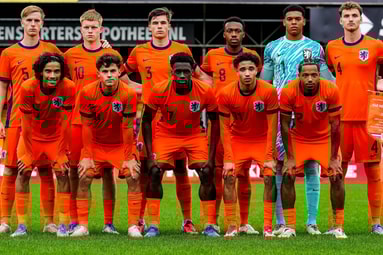 De opstelling van Jong Oranje tegen Jong Israël