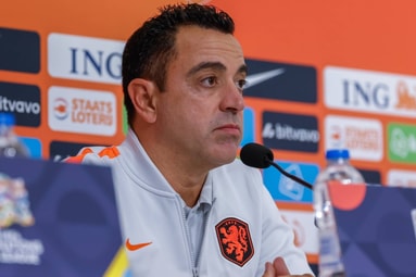 Xavi grijpt mogelijk flink in bij Oranje: 'We moeten meer intensiteit hebben'