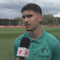Shaqueel van Persie voor de camera van ESPN