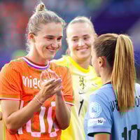Daniëlle van de Donk en Vianne Miedema