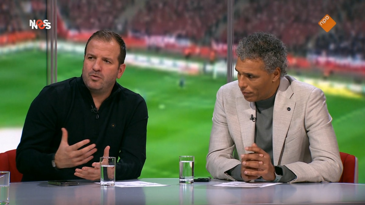 Rafael van der Vaart en Pierre van Hooijdonk bij de NOS