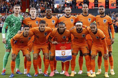 Nederlands elftal, Oranje, Nederland - IJsland