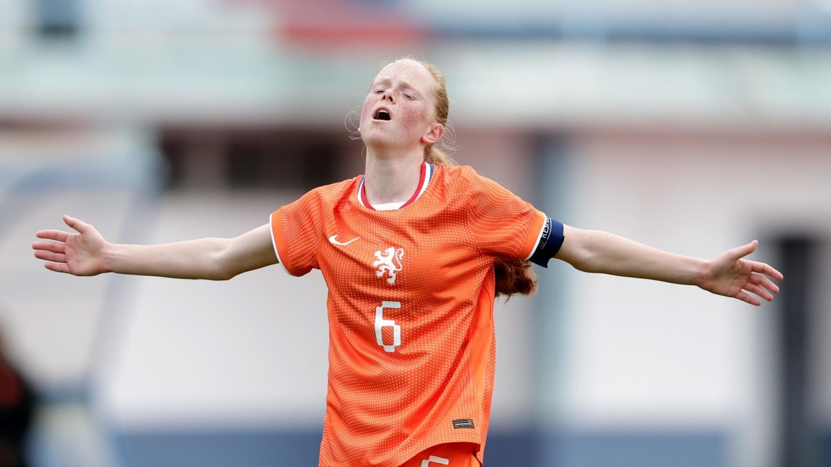Oranje O16 moet een pijnlijke nederlaag doorslikken