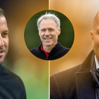 Rafael van der Vaart en Arne Slot nemen Marco van Basten in de zeik