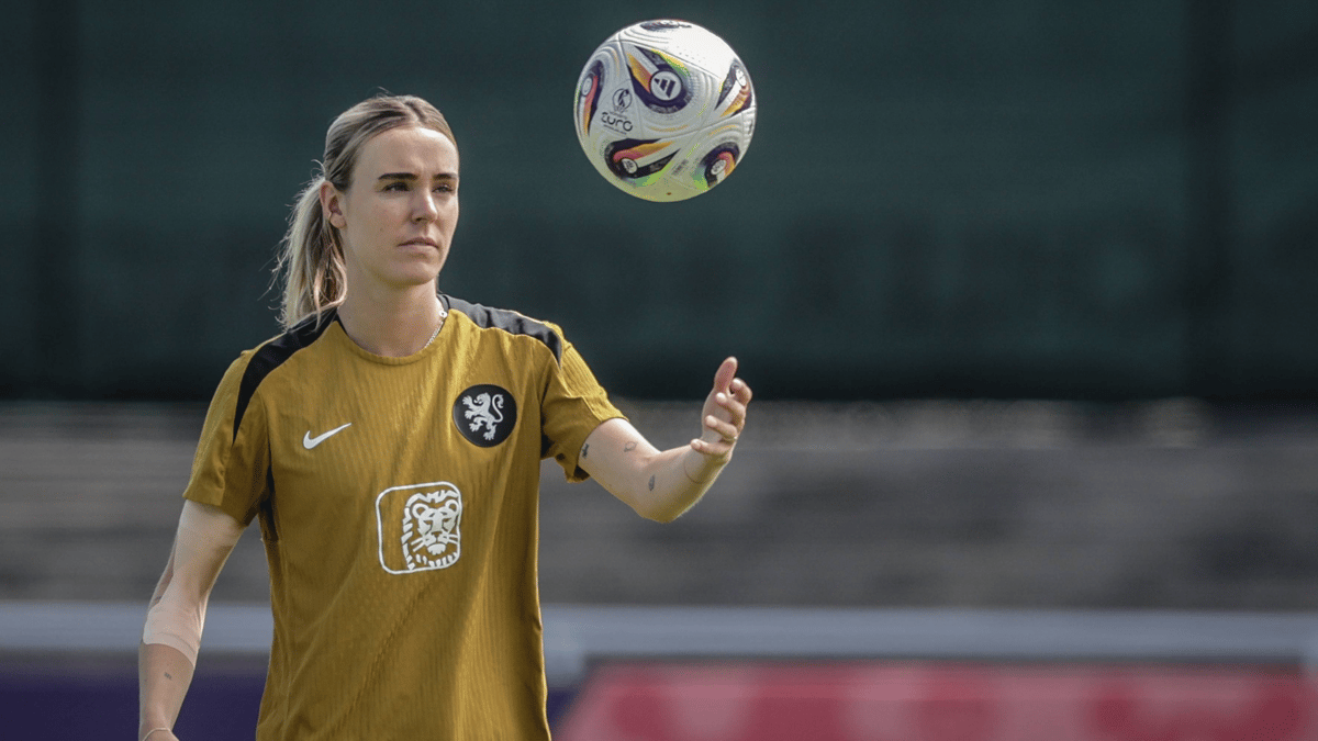 Jill Roord tijdens de training van de Oranje Leeuwinnen