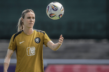 Jill Roord tijdens de training van de Oranje Leeuwinnen