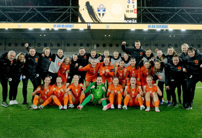 Oranje O17 verslaat Frankrijk met 5-0 en wint de EK-kwalificatiegroep zonder puntverlies.