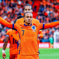 Xavi Simons viert een treffer voor het Nederlands elftal