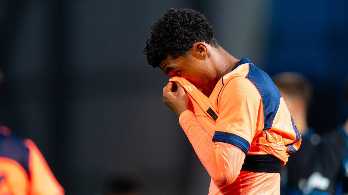 Blijft een groot Oranje-talent bij Barcelona? Kluivert krijgt opvallend contractaanbod van drie jaar
