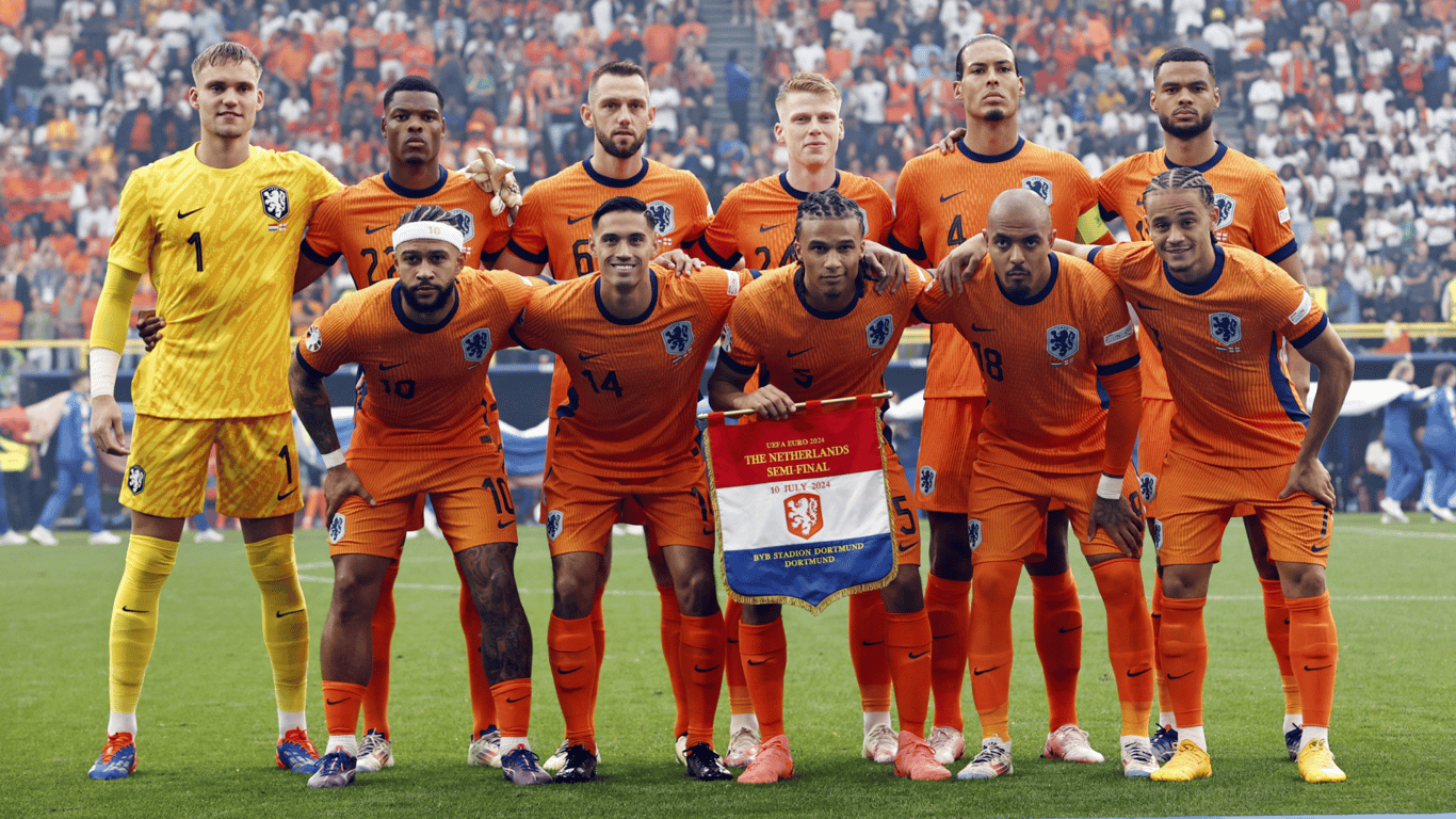 De opstelling van Nederland tegen Engeland op het EK