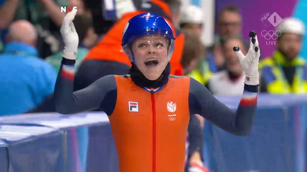 Xandra Velzeboer