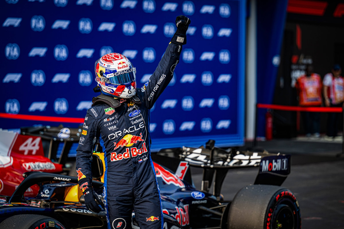 Max Verstappen wint